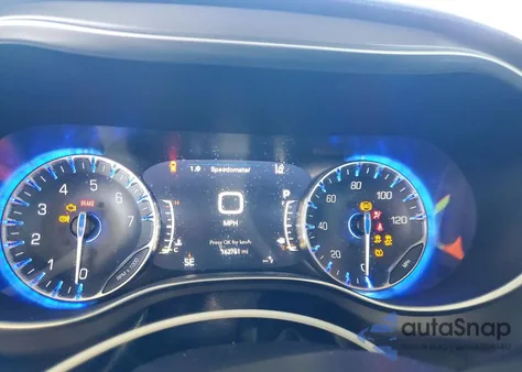 2018 Chrysler Pacifica Limited from USA, damaged, VIN 2C4RC1GG2JR358022